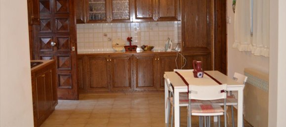 6 bedrooms Villa in Loutraki, Greece No. 7132 11