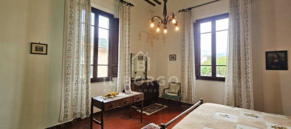 Villa de 5 dormitorios en Uzzano, Italy No. 294794 36