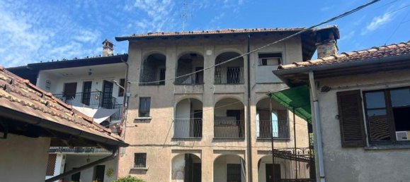 Casa de 4 habitaciónes en Armeno, Italy No. 297096 6