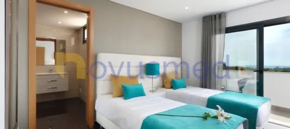 Отель, гостиница с 10 спальнями в Албуфейра, Португалия № 124533 12