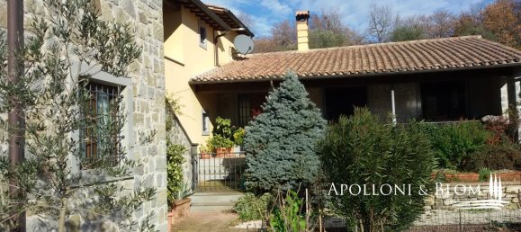 9 bedrooms Villa in Lisciano Niccone, Italy No. 52827 16