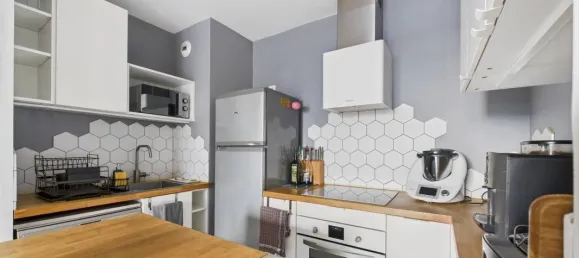 1 chambre Appartement à Suresnes, France No. 346684 6