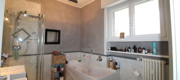 3-salle Appartement à Montorfano, Italy No. 207797 9