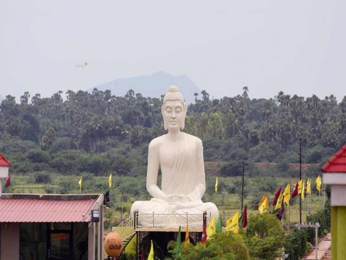 Grundstück in Visakhapatnam, India, Nr. 30524