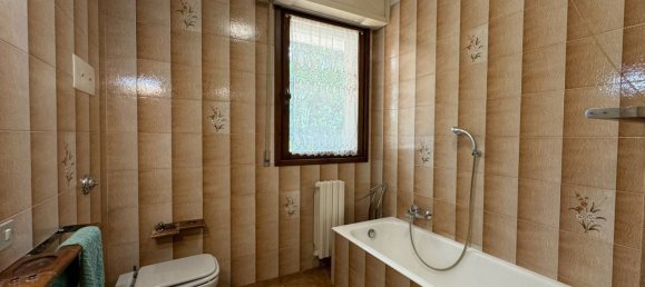 Apartamento de 3 habitaciónes en Dalmine, Italy No. 185165 19