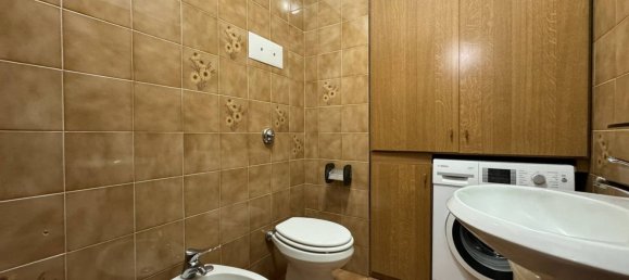 Apartamento de 3 habitaciónes en Dalmine, Italy No. 185165 6