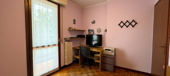 Apartamento de 3 habitaciónes en Dalmine, Italy No. 185165 4
