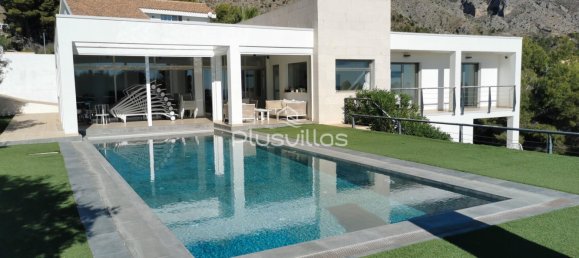 5 bedrooms House in Altea, Spain No. 80920 2