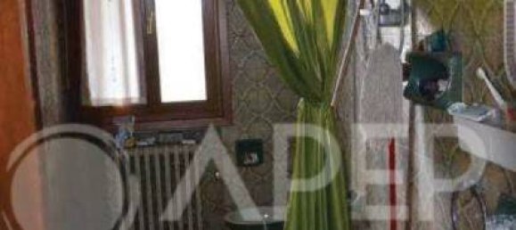 Edifício em San Giorgio delle Pertiche, Italy 2534 m² N.º 322343 44