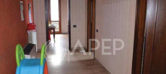 Edifício em San Giorgio delle Pertiche, Italy 2534 m² N.º 322343 38