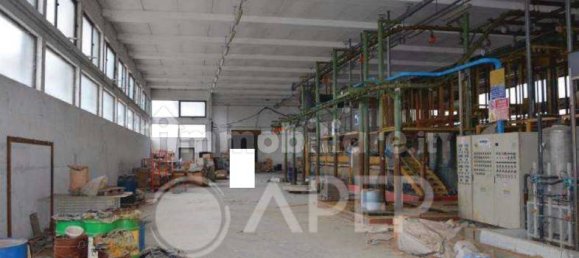 Edifício em San Giorgio delle Pertiche, Italy 2534 m² N.º 322343 19