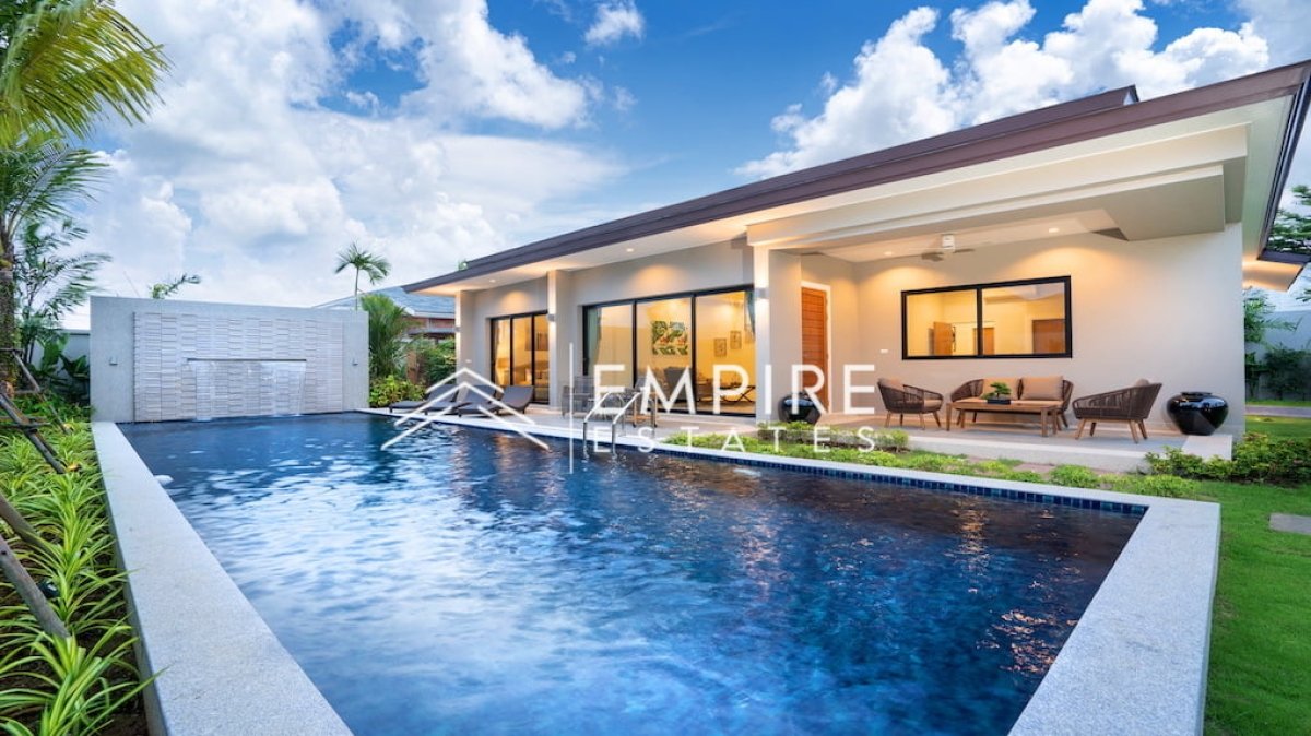 3 bedrooms Villa in Bang Tao, Thailand No. 6037