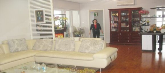 Apartamento de 3 dormitorios en Dong Da, Vietnam No. 6624 3