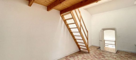 1 bedroom Apartment in Lauris, France No. 305117 2