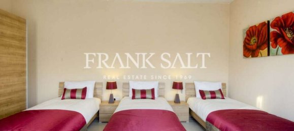 7 bedrooms Villa in Swieqi, Malta No. 8050 4