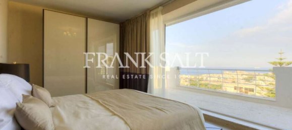 7 bedrooms Villa in Swieqi, Malta No. 8050 2