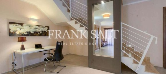 7 bedrooms Villa in Swieqi, Malta No. 8050 11