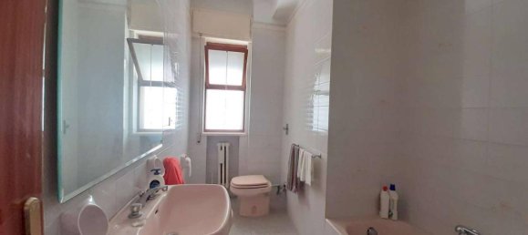 4 rooms Apartment in Taranto, Italy No. 21144 13