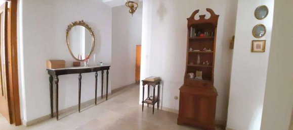 4 rooms Apartment in Taranto, Italy No. 21144 27
