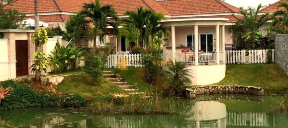 3 bedrooms Cafe / restaurant in Chonburi, Thailand No. 1893 2