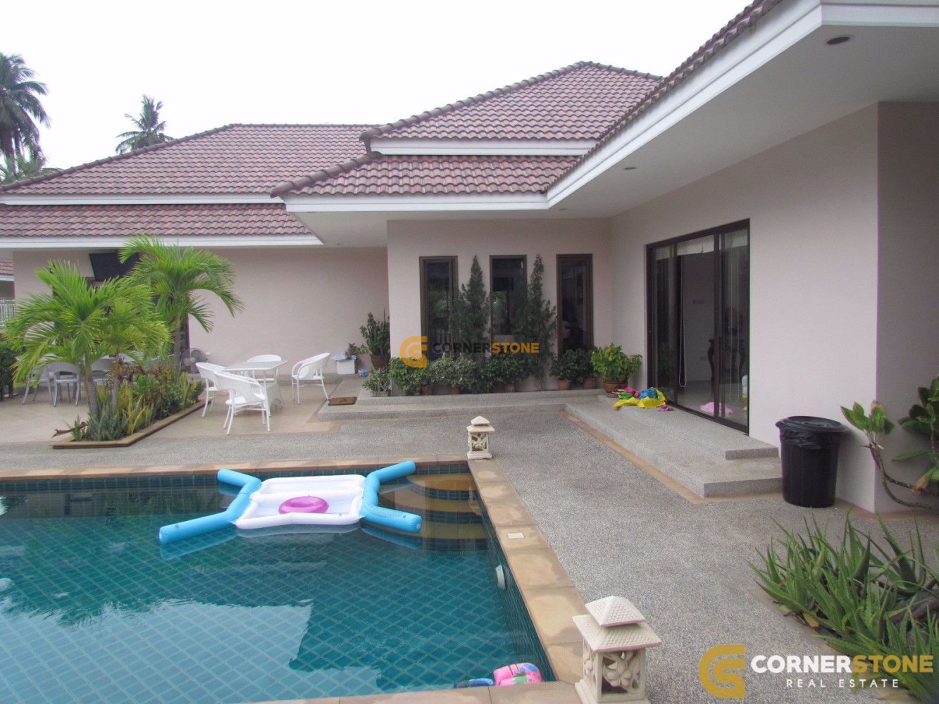 3 bedrooms Cafe / restaurant in Chonburi, Thailand No. 1893