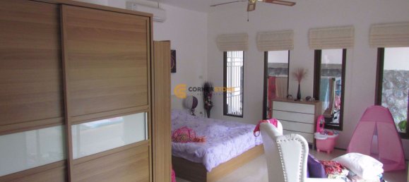 3 bedrooms Cafe / restaurant in Chonburi, Thailand No. 1893 11