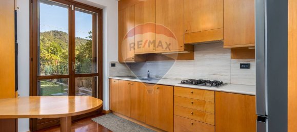 3 bedrooms House in San Paolo d'Argon, Italy No. 316114 10