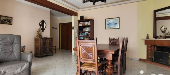 4 bedrooms House in Reze, France No. 337399 2