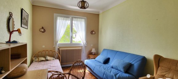 4 bedrooms House in Reze, France No. 337399 9