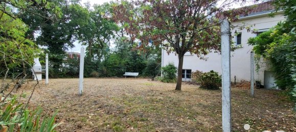 4 bedrooms House in Reze, France No. 337399 6