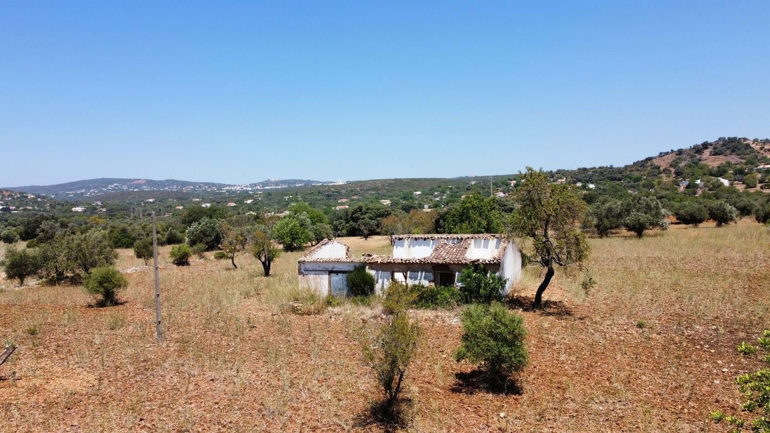 10160m² Land in Faro, Portugal No. 306058