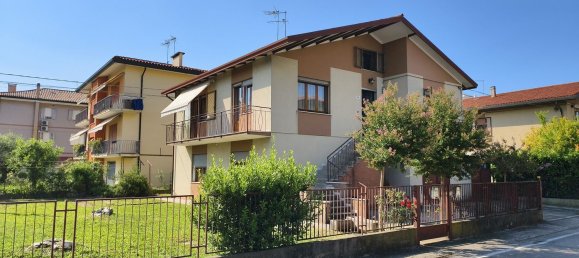 7 غرف نوم منزل في Mirano, Italy رقم 319253 25