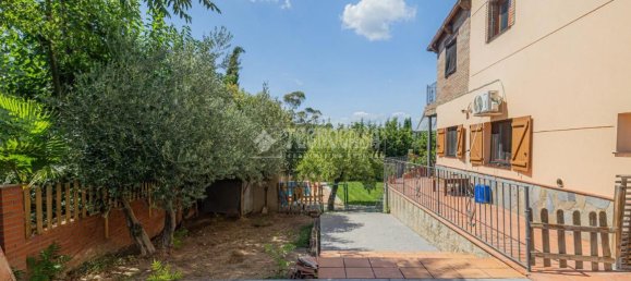 3 bedrooms House in Rubi, Spain No. 184114 4