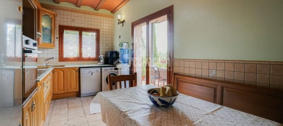 3 bedrooms House in Rubi, Spain No. 184114 10