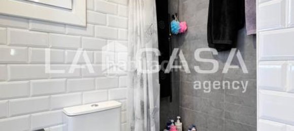 Apartamento de 3 dormitorios en Barcelona, Spain No. 149693 14