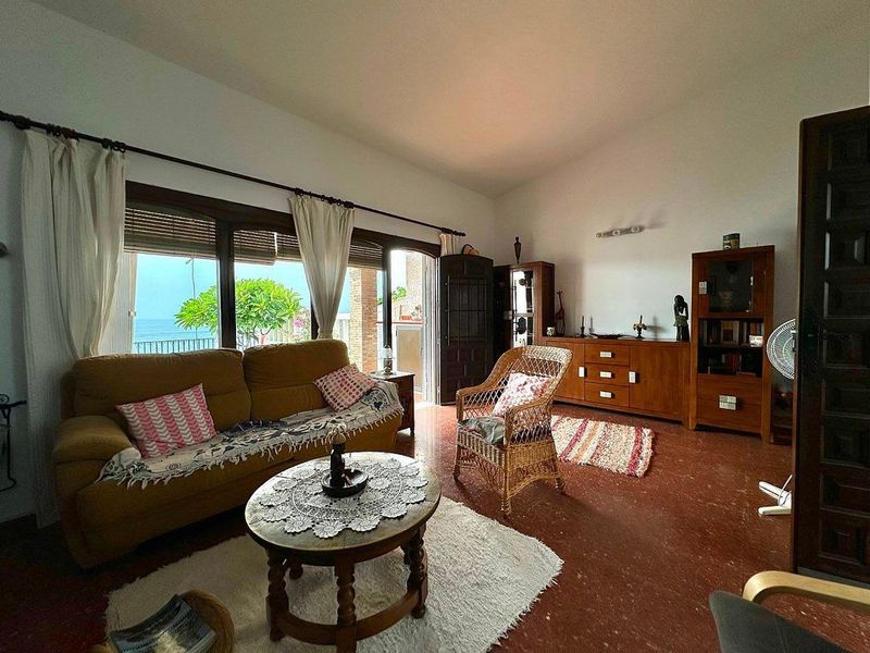 Adosado de 2 dormitorios en Almuñécar, Spain No. 224623