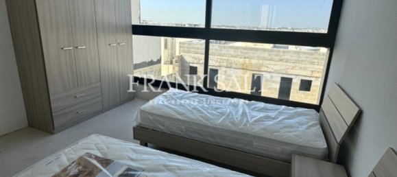 Apartamento de 2 dormitorios en Msida, Malta No. 11684 2