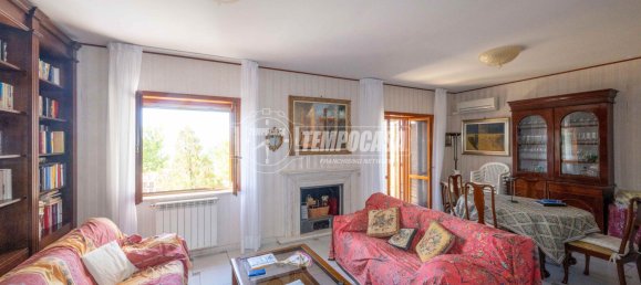 3 bedrooms Apartment in Messina, Italy No. 286569 24