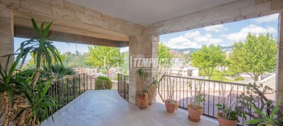 3 bedrooms Apartment in Messina, Italy No. 286569 3