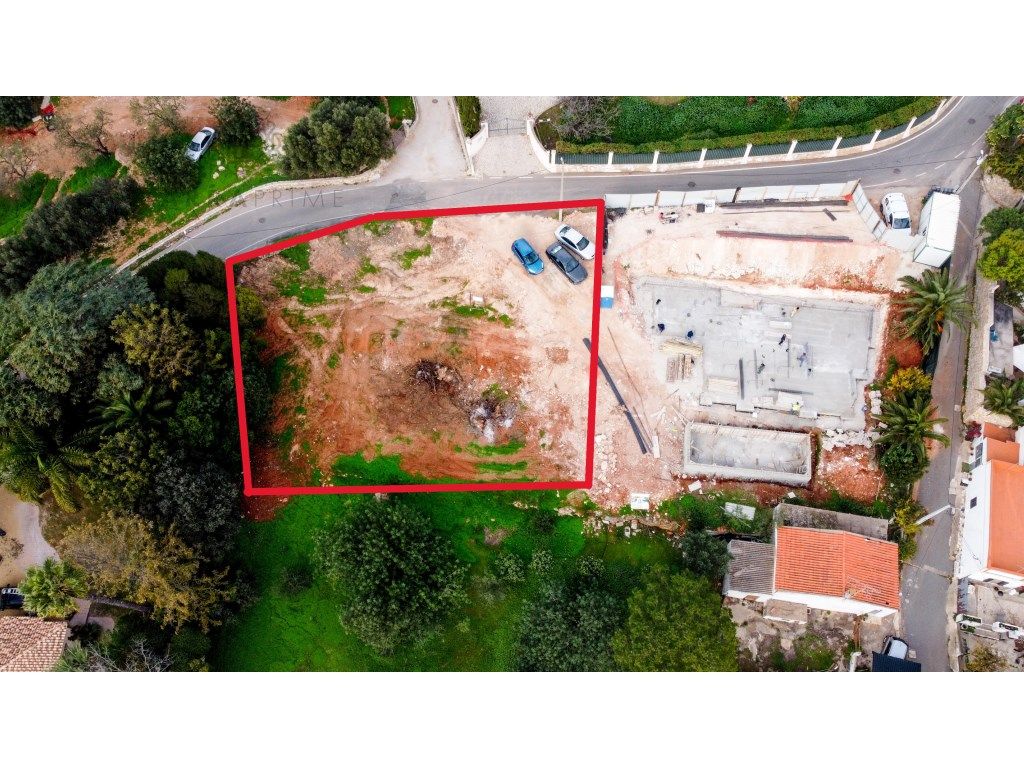 Terreno em Quarteira, Portugal 888 m² N.º 208580
