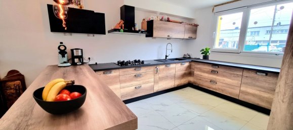 4 Schlafzimmer Haus in Piennes, France, Nr. 78979 2