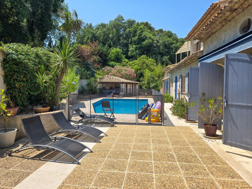 3 bedrooms Villa in Biot, France No. 293072