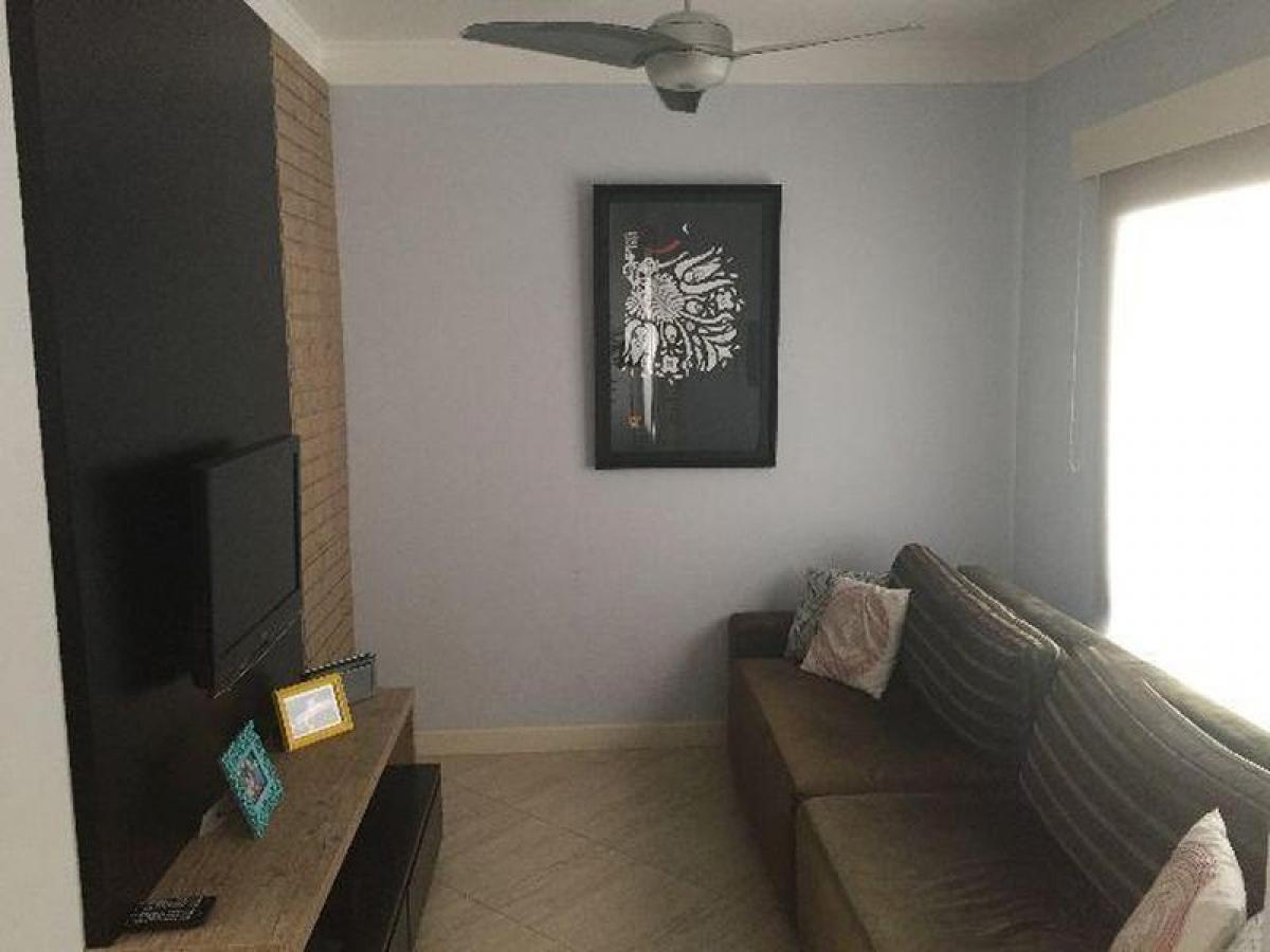 Casa de 3 dormitorios en Sao Paulo, Brazil No. 497272