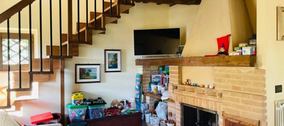 3 Schlafzimmer Haus in Rosora, Italy, Nr. 340675 4