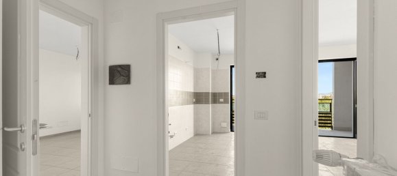 3 chambres Appartement à Sesto San Giovanni, Italy No. 357815 7