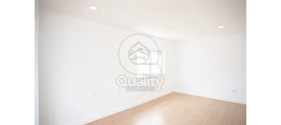 3 bedrooms House in Almada, Portugal No. 141912 12