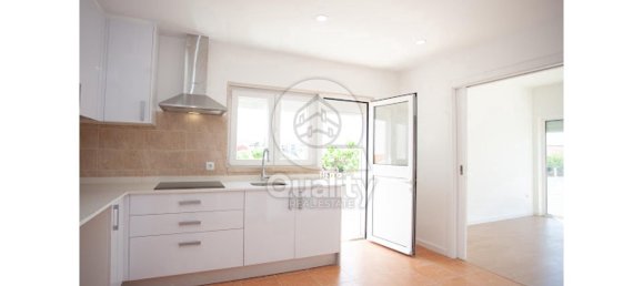 3 bedrooms House in Almada, Portugal No. 141912 27