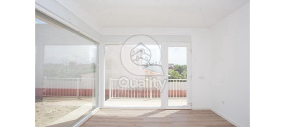 3 bedrooms House in Almada, Portugal No. 141912 23