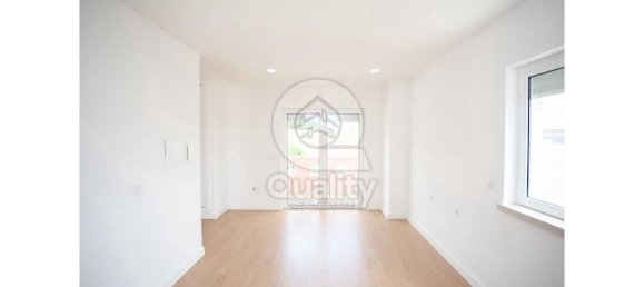 3 bedrooms House in Almada, Portugal No. 141912 11