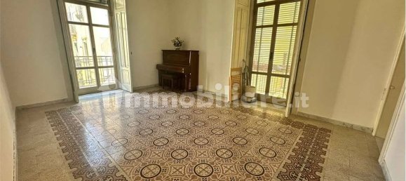 5 rooms Apartment in Salerno, Italy No. 342596 6